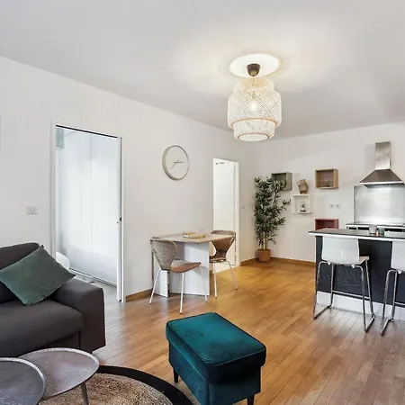 Le Montesquieu Apartment *